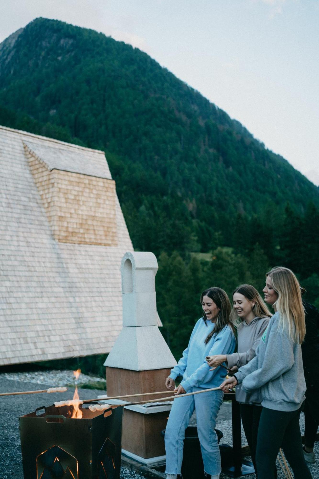 Collis Hill Chalets & Hotel Кальс-ам-Гросглоккнер Экстерьер фото